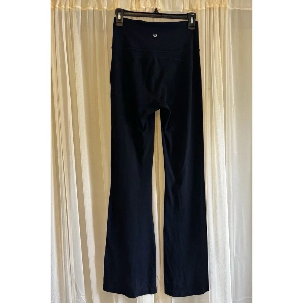 Lululemon Groove Super-High-Rise Flared Pant Nulu‎ Black Size 6